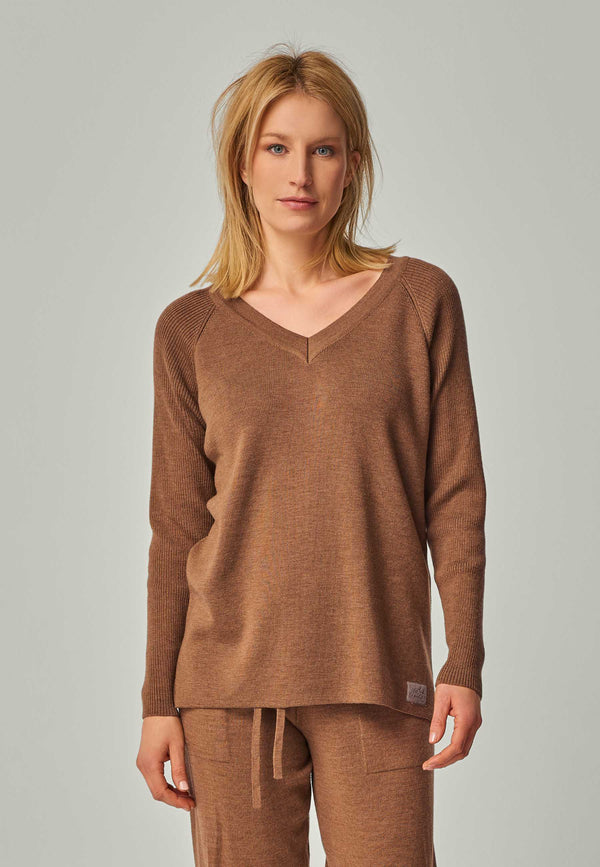 PULLOVER DORINA - Merino sweater with V-neck