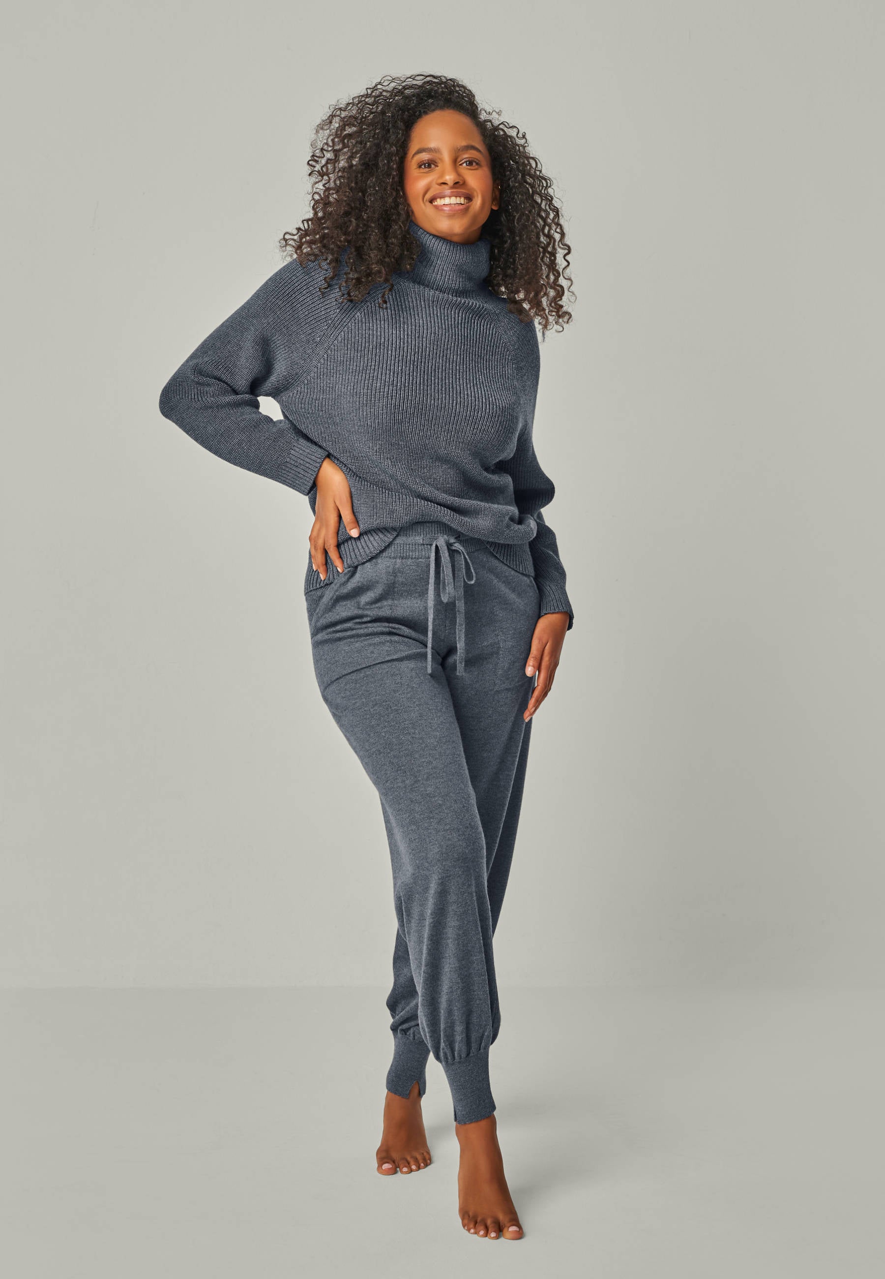 LOUNGEWEAR SET - Pullover Eve & Pants Bella