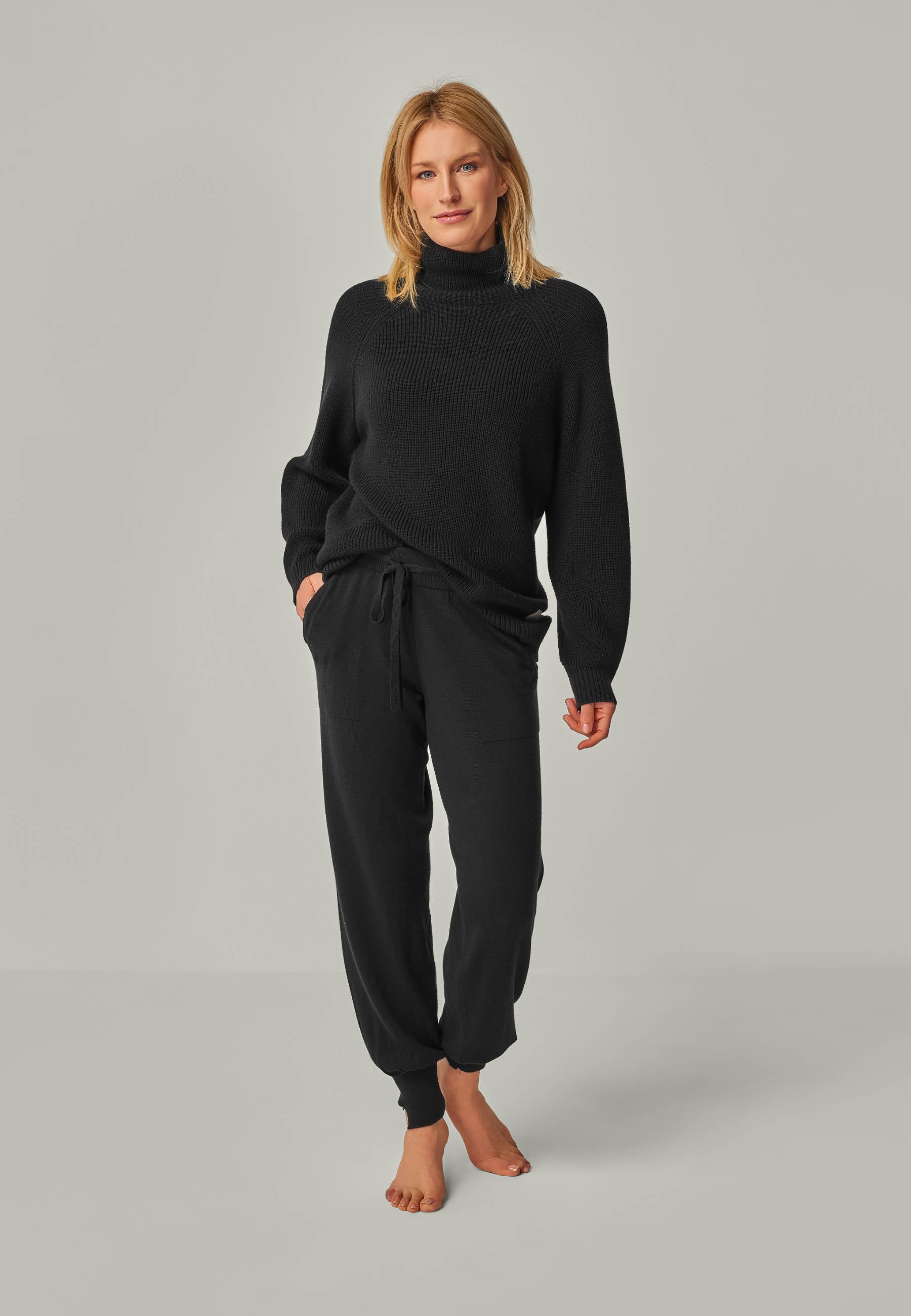 LOUNGEWEAR SET - Pullover Eve & Pants Bella